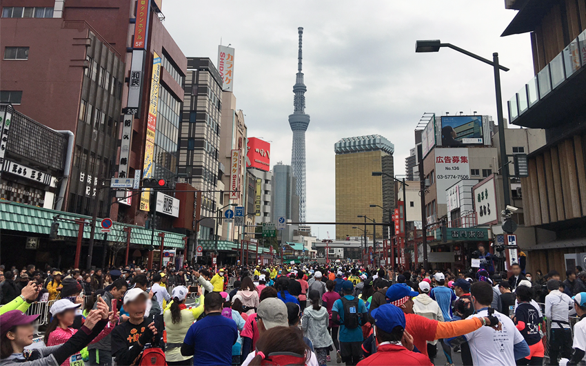 マラソン初心者が東京の大会でフルマラソンを完走！ 大感動の体験記（当日編・後編）